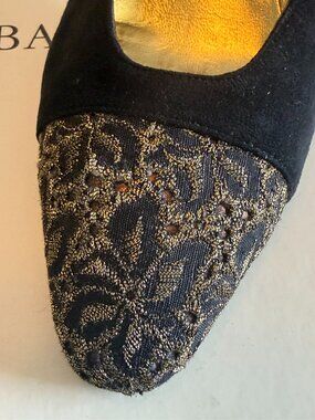Sara Battaglia Black Suede Pumps Size 6
